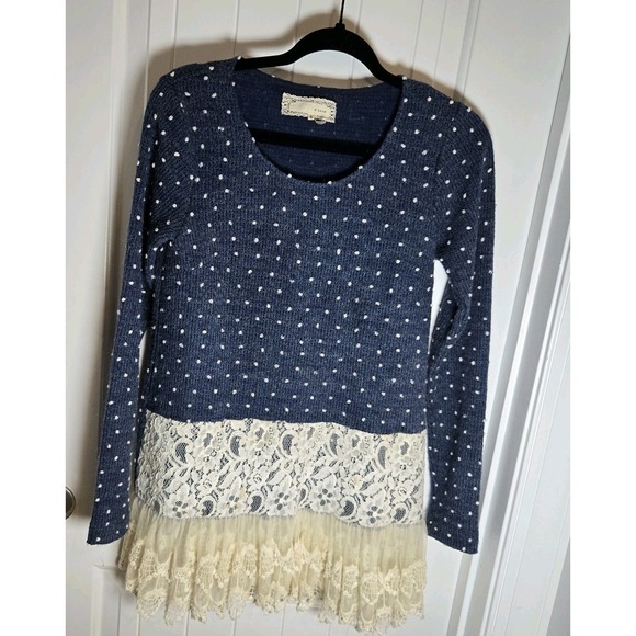 Anthropologie Sweaters - A'reve sweater Sz SM Navy Swiss Dot Lace Trim On Bottom